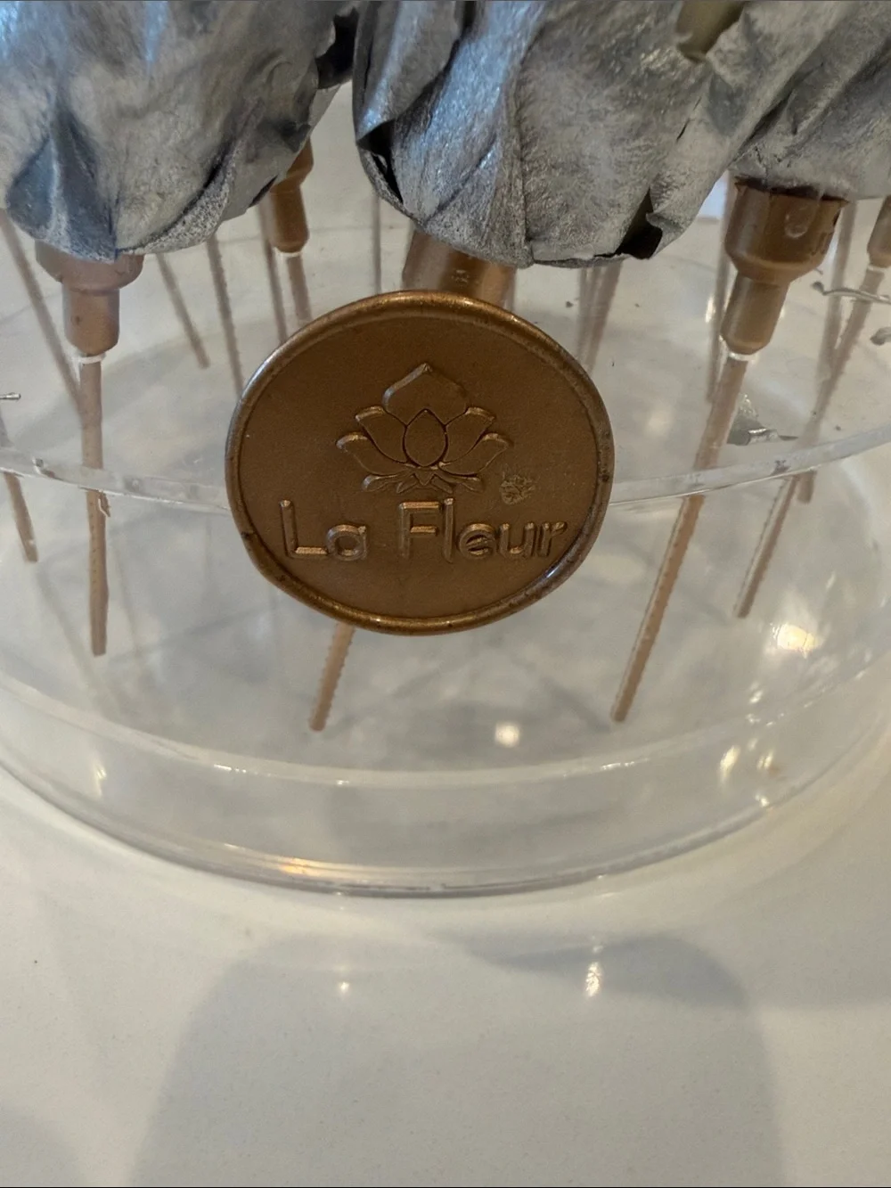 Silver forever roses by La fleur